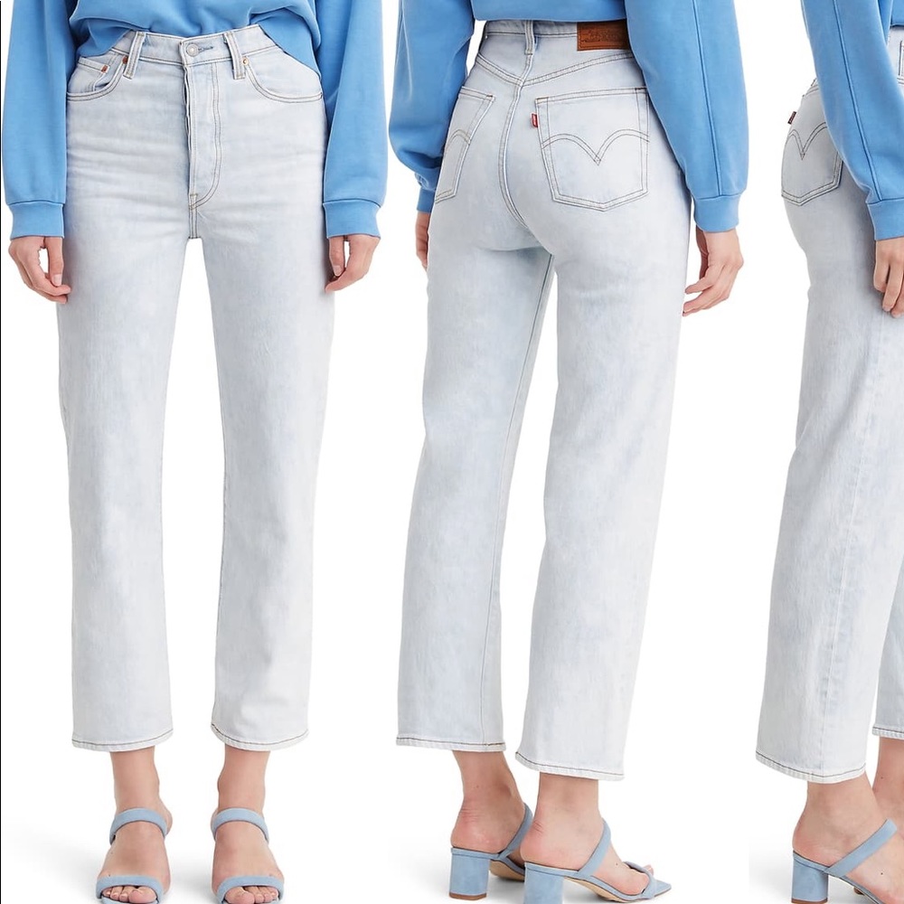 Levi’s Ribcage Ankle Straight Jean